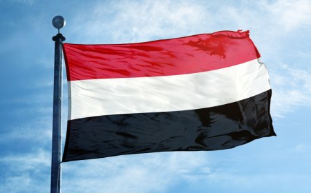 عزل مسؤول يمني  بارز عن عمله بسبب قيامه بهذا  التصرف