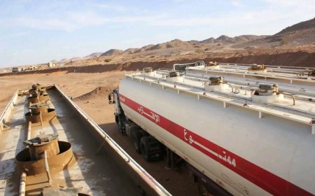 النيابة تتحرك في ملف قواطر الوقود المحتجزة بحضرموت.. تفاصيل
