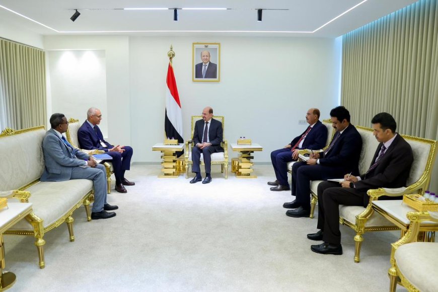 الزنداني يبحث في عدن مع المنسق الأممي تعزيز الشراكة ودعم الاستجابة الإنسانية