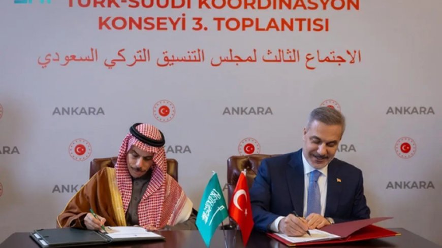 السعودية وتركيا توقعان إتفاقية لإعفاء حملي الجوازات الدبلوماسية والخاصة من متطلبات التاشيرة