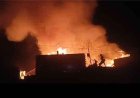 حريق يلتهم عدداً من منازل المواطنين في هذه المدينة في ظل غياب الدفاع المدني