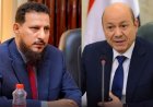 رئيس مجلس القيادة يجري إتصالاً بمحافظ عدن حول ملابسات حادثة إطلاق النار ويوجه باستكمال التحقيقات ورعاية الضحايا