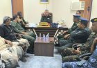 العميد الجابري يترأس اجتماعاً موسعًا لقيادات الأمن بساحل حضرموت ويؤكد رفع الجاهزية وتعزيز الانتشار الأمني