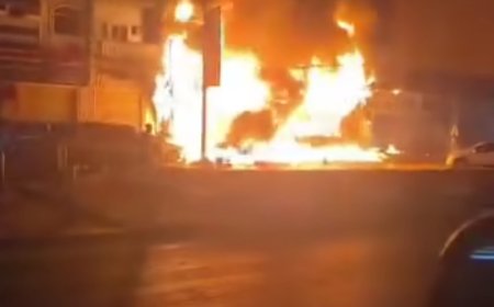 اخماد حريق ضخم بعدن دون تسجيل أي خسائر بشرية