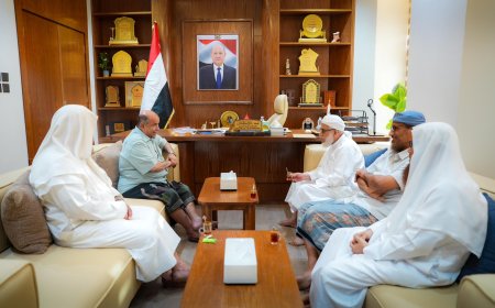 الخنبشي يشدد على دور العلماء في تعزيز السلم الأهلي بحضرموت
