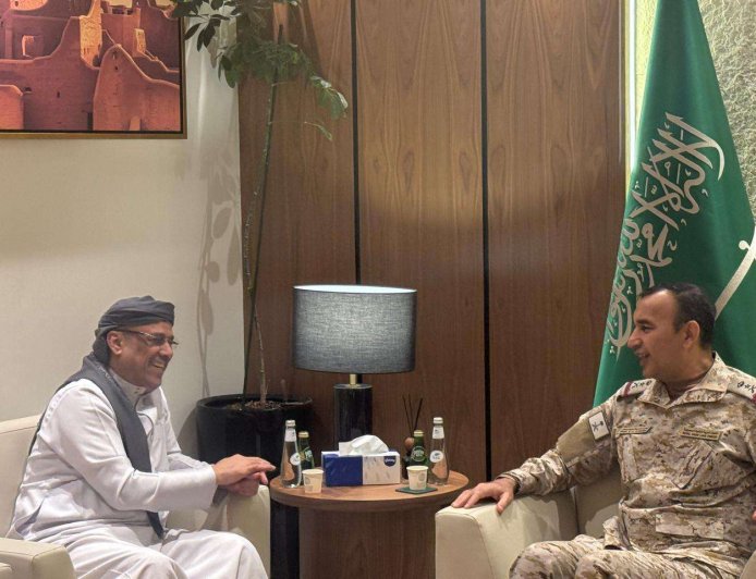 الميسري يلتقي قائد القوات المشتركة ويشيد بالدعم السعودي للقوات اليمنية