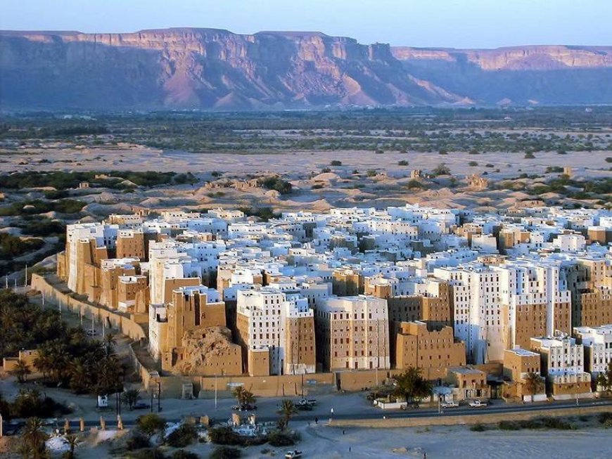 صدمة في شبام حضرموت.. والمتهمون في قبضة الأمن