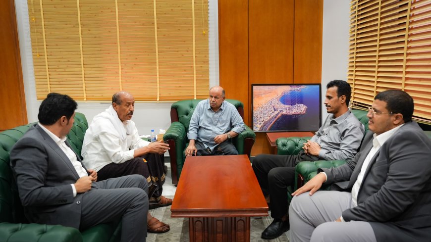 الخنبشي يؤكد إستمرار العمل على مشاريع إستراتيجية لتأمين الكهرباء بحضرموت