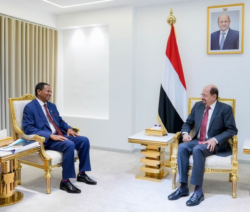 رئيس الوزراء يبحث مع برنامج الأغذية العالمي مواءمة التدخلات مع الاحتياجات