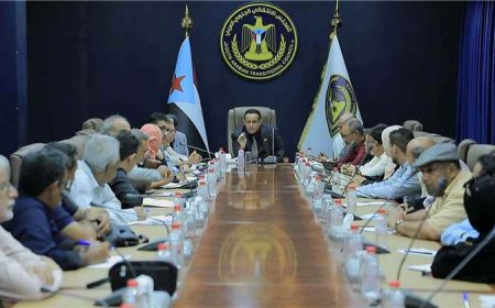 من عدن.. الانتقالي المنحل يعلن خطوات تصعيدية تستهدف السعودية والشرعية