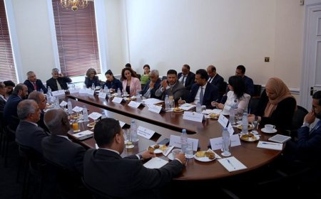 العليمي من لندن: أمن اليمن ركيزة للأمن العربي ويؤكد التزام الحكومة بخيار السلام