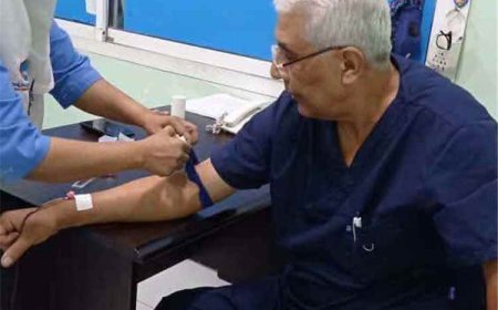 بعد سنوات من الانتظار.. أسرة الطبيب الأوزبكي حسني تتسلم مستحقاته المالية