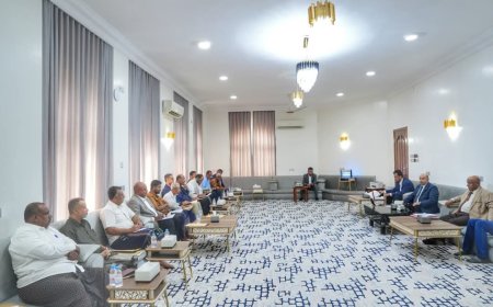 الخنبشي يواصل مشاورات تأسيس المجلس التنسيقي الأعلى ويؤكد وحدة الصف الحضرمي
