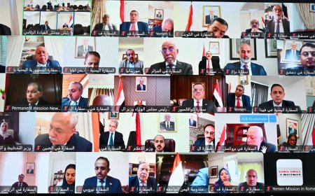 رئيس مجلس القيادة: سيادة اليمن خط أحمر ولن نسمح بأي رحلات خارج سلطة الدولة