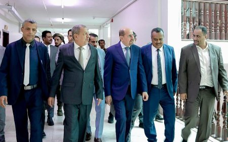 الزنداني يؤكد من المجمع القضائي بعدن: لا دولة دون قضاء قوي ومستقل