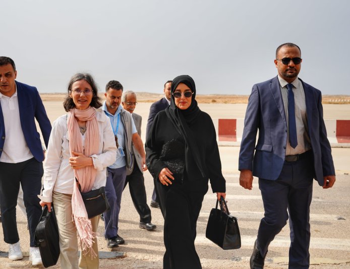 السلطة المحلية بحضرموت تستقبل السفيرة الفرنسية لدى اليمن
