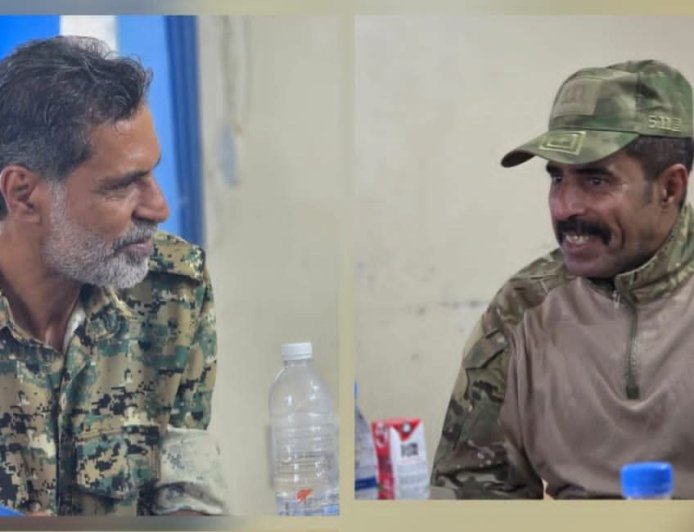 مدير أمن الشحر وقائد لواء الضبة يبحثان تعزيز التنسيق الأمني والعسكري للحفاظ على الأمن والاستقرار