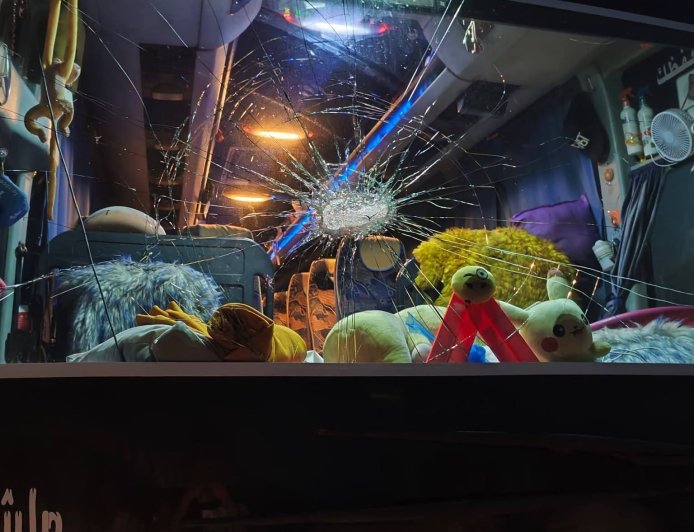 جماهير نادي حضرمي يتعرضون لعملية تقطع على خط أبين عدن.. تفاصيل