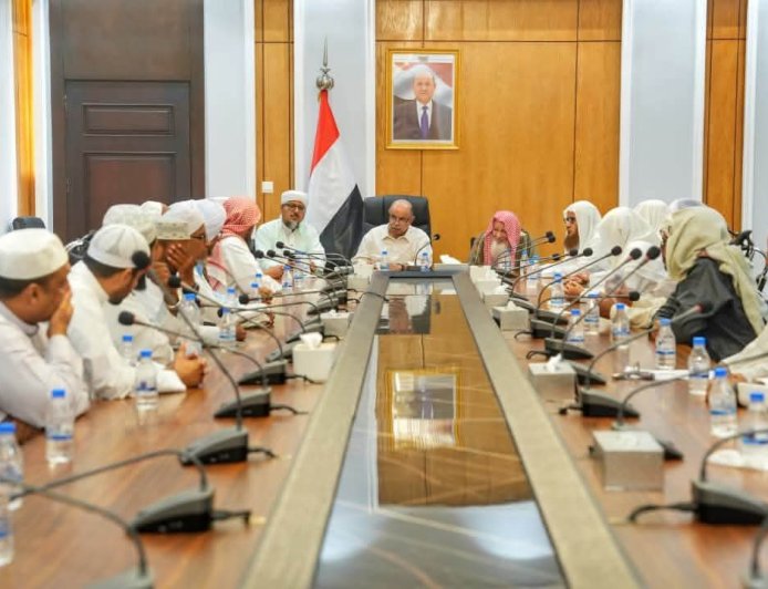 الخنبشي يؤكد أهمية تعزيز الخطاب الديني لمواجهة الفكر الحوثي ويشدد على توحيد الجبهة الداخلية