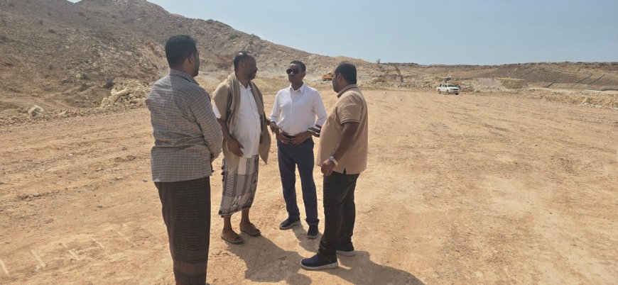 الوكيل باحريش يتفقد موقع مشروع المحطات الكهربائية الإسعافية ويؤكد أهمية تسريع التنفيذ