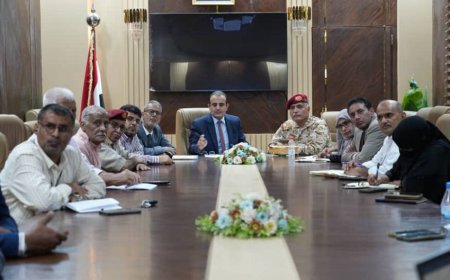 وزير الصحة يترأس اجتماع لجنة طوارئ غرفة العمليات ويوجه برفع الجاهزية الصحية