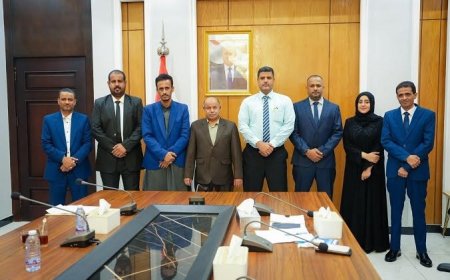 رسالة إلى الوكلاء السبعة.. صحفي يدعو لدعم الأسر مع قرب العام الدراسي