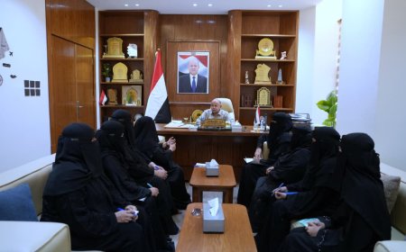 الخنبشي يطلع على تحضيرات انعقاد المؤتمر الأول للرائدات بحضرموت