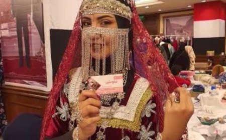 الزي البدوي الحضرمي يعود بقوة.. التراث يزاحم الموضة في أسواق حضرموت