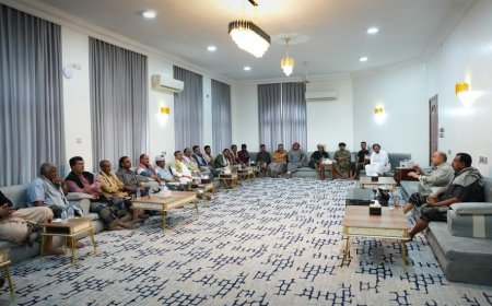 خلال لقائه مقادمة الحموم.. الخنبشي يشدد على وحدة الكلمة وحماية النسيج الحضرمي