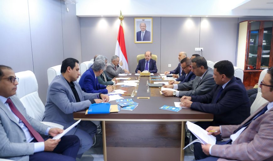 اجتماع برئاسة رئيس الوزراء يناقش مستقبل برامج الصندوق الاجتماعي والتنمية في اليمن