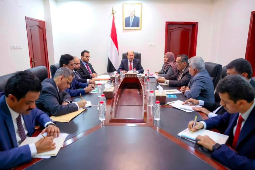 برئاسة الزنداني.. اللجنة الوزارية للإصلاح المؤسسي تبحث خطة العمل وآليات التنفيذ