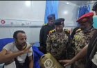 طارق صالح يوجّه بمضاعفة رعاية جرحى معارك الساحل ونقل الحالات للعلاج خارج اليمن