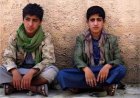 العثور على طفلين جُنّدا مع الحـ.ـوثيين بعد نفاد ذخيرتهما في تعز