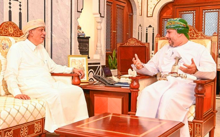اتفاق يمني عُماني لربط ثلاث مديريات في المهرة بشبكة كهرباء ظفار