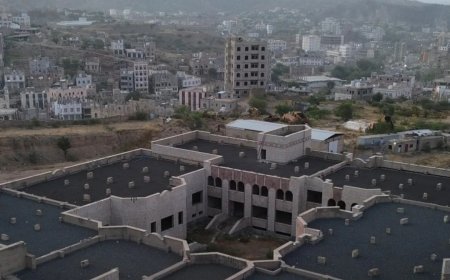 ميليشيا الحـ.ـوثي تقصف تعز بصواريخ باليستية