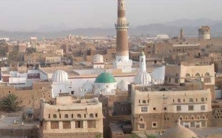 الحـ.ـوثيون يصعّدون على الحدود بإطلاق أربع مسيّرات انتحارية من صعدة