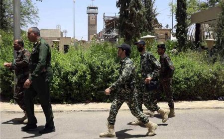 انحسار حـ.ـوثي في صنعاء.. مسلحون يغادرون الشوارع لتعزيز الجبهات