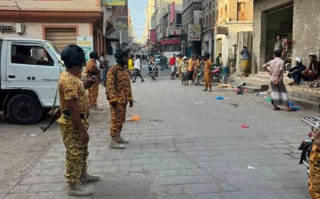 الأمن يتحرك في الشرج ويزيل مواقع بيع القات بين منازل المواطنين
