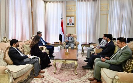 الساحل الغربي وأمن الخليج يتصدران مباحثات الخنبشي والقائم بأعمال السفارة الأمريكية