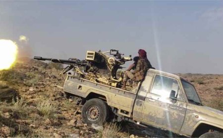 عشرات القتلى الحـ.ـوثيين في معارك مأرب وتصعيد ميداني بتعز وباب المندب