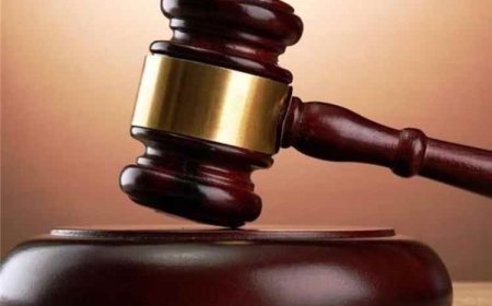 قيادي حـ.ـوثي يقتحم محكمة بالحديدة ويعتدي على محامية