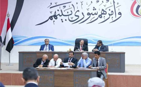 مجلس النواب يقر إعلان التعبئة العامة لمواجهة التصعيد الحـ.ـوثي