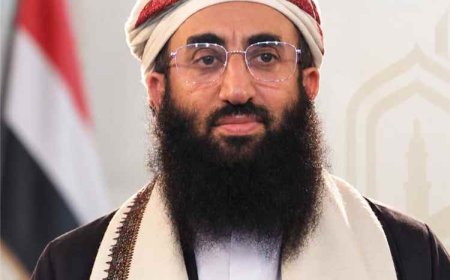 وزير الأوقاف يدعو علماء اليمن لدعم التعبئة ومواجهة الحـ.ـوثيين