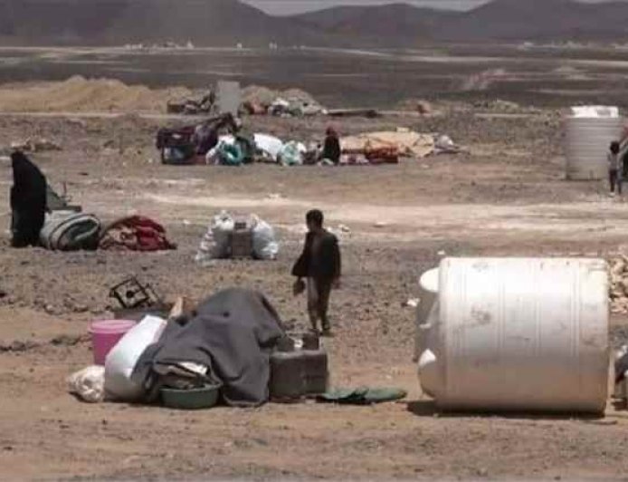 الهجرة الدولية ترصد موجة نزوح واسعة في اليمن مع تصاعد القتال