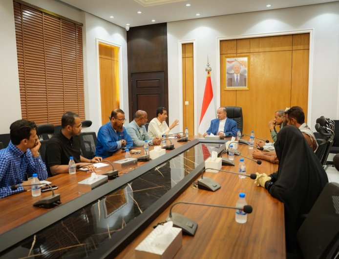 اتفاق ينهي إضراب المعلمين في ساحل حضرموت واستئناف الدراسة الخميس