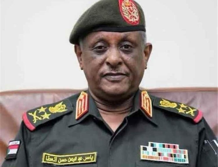 رئيس الأركان السوداني يؤكد دعم بلاده للجيش اليمني في مواجهة الحـ.ـوثيين