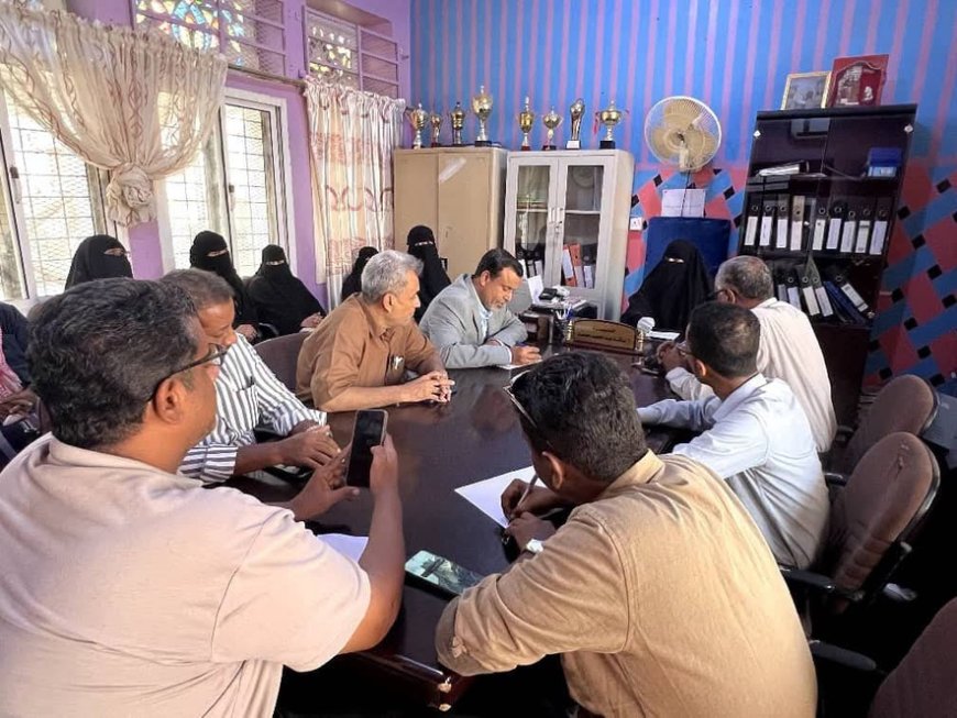 أمن وتربية المكلا يتحركان عقب الاعتداء على مديرة مجمع السعيد التعليمي