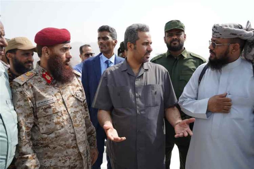 محافظ لحج يشيد بتضحيات القوات ويدعو لتوحيد الجبهات