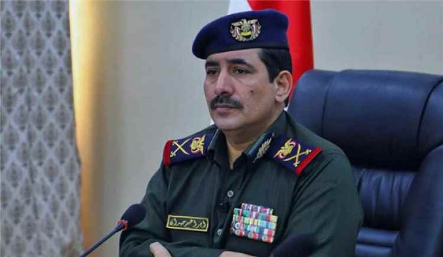 وزير الداخلية: إيران تعمل على عسكرة باب المندب عبر الحـ.ـوثيين