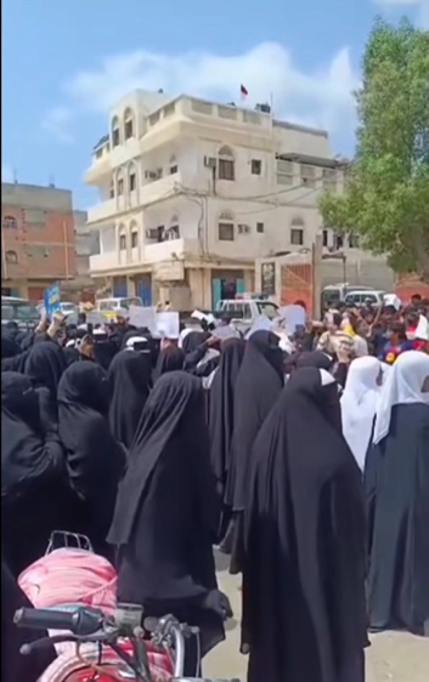 التعليم في حضرموت بين مطالب الكادر التربوي وحق الطلاب في العودة إلى المدارس